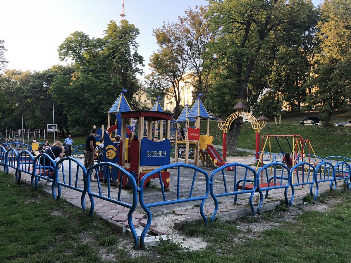Apartment On Lesi Ukrainky Львів Екстер'єр фото